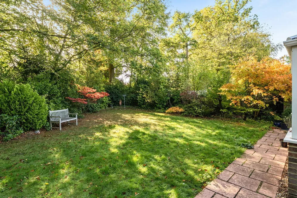 Grovewood Close, Chorleywood, WD3 photo 11