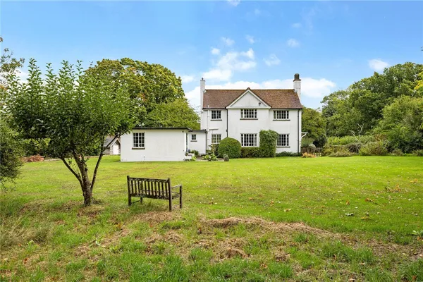 Bepton, Midhurst, GU29 photo 1