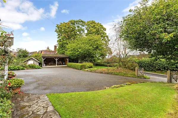 Bepton, Midhurst, GU29 photo 15