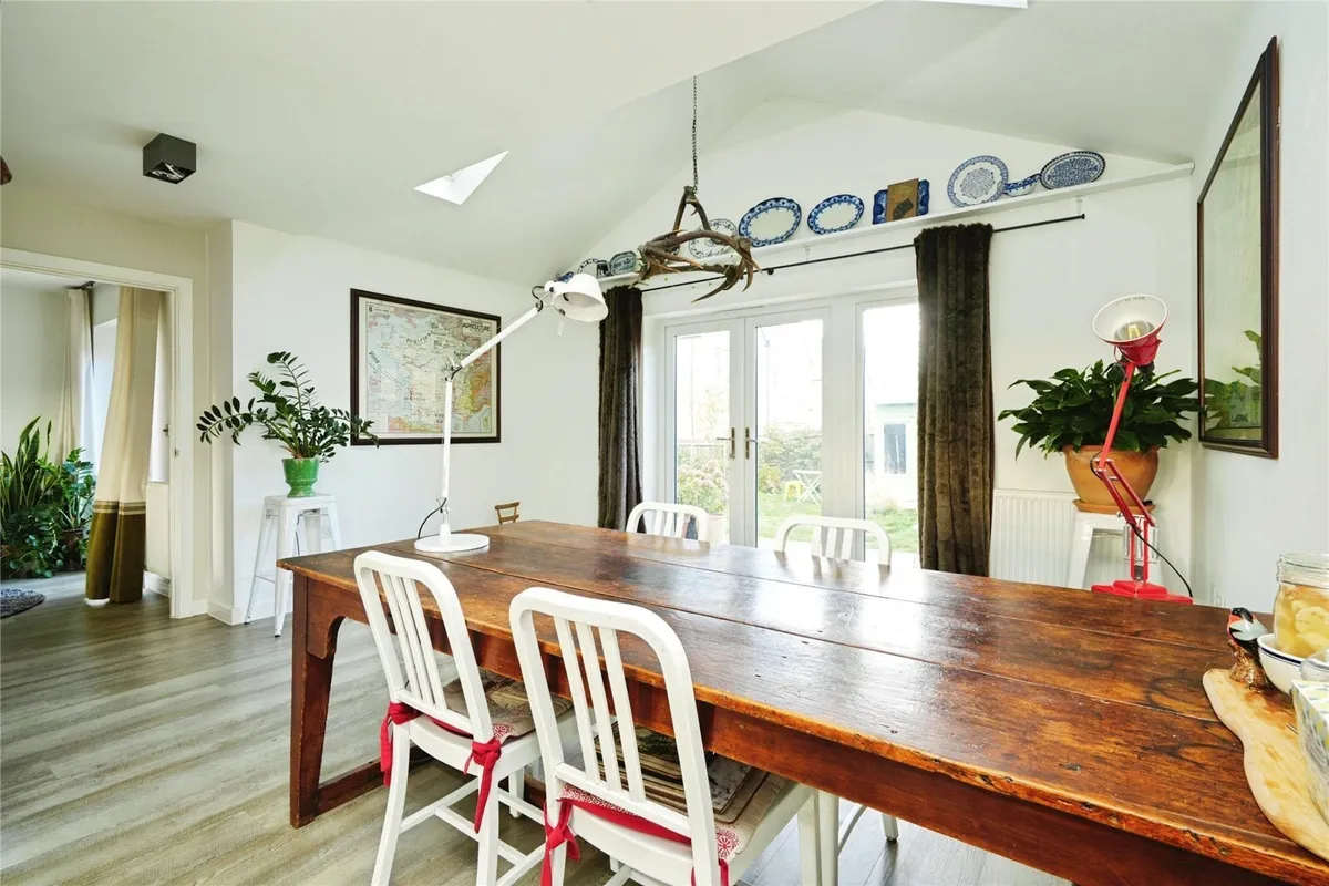 Wellington Way, Milton-under-Wychwood, Chipping Norton, Oxfordshire, OX7