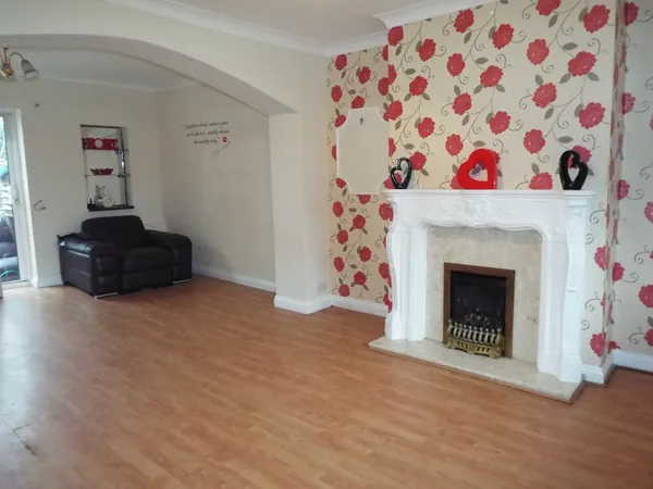 York Avenue, Walsall, WS2