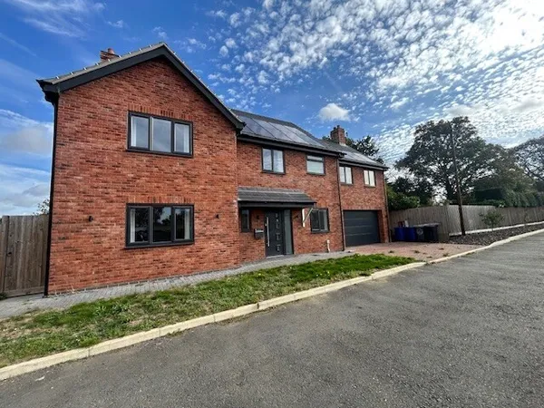 St Francis Green, Lincoln, LN3 5EH