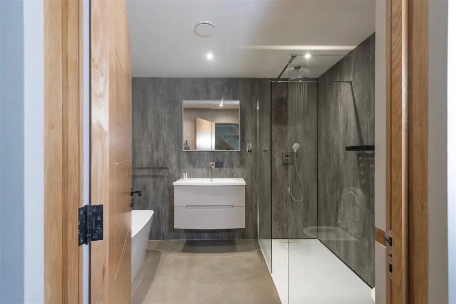 Property Image 63