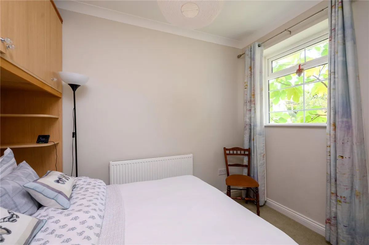Woodacre Crescent, Bardsey, LS17