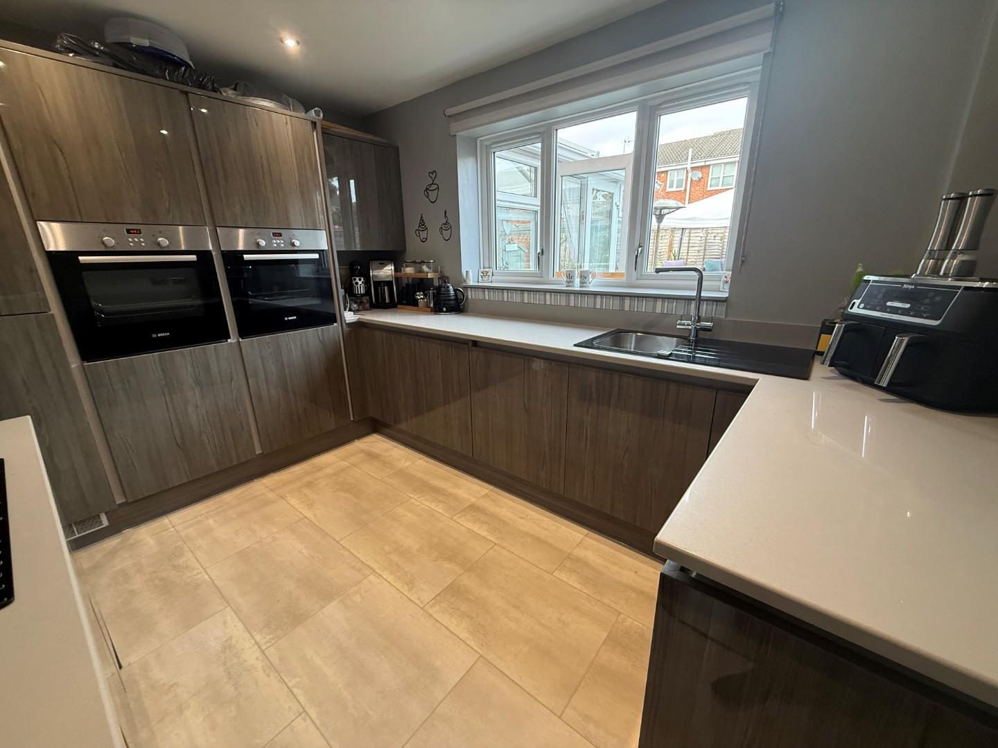 Beddoes Close, Wootton, Northampton Image 3