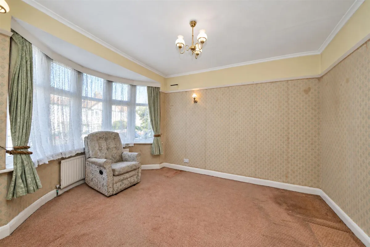 Ashbourne Avenue, Whetstone, London, N20 0AL