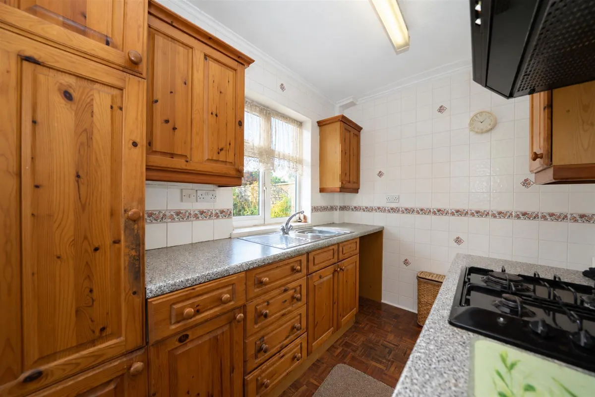 Ashbourne Avenue, Whetstone, London, N20 0AL