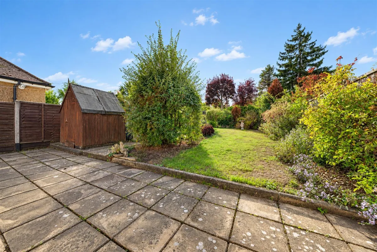 Ashbourne Avenue, Whetstone, London, N20 0AL