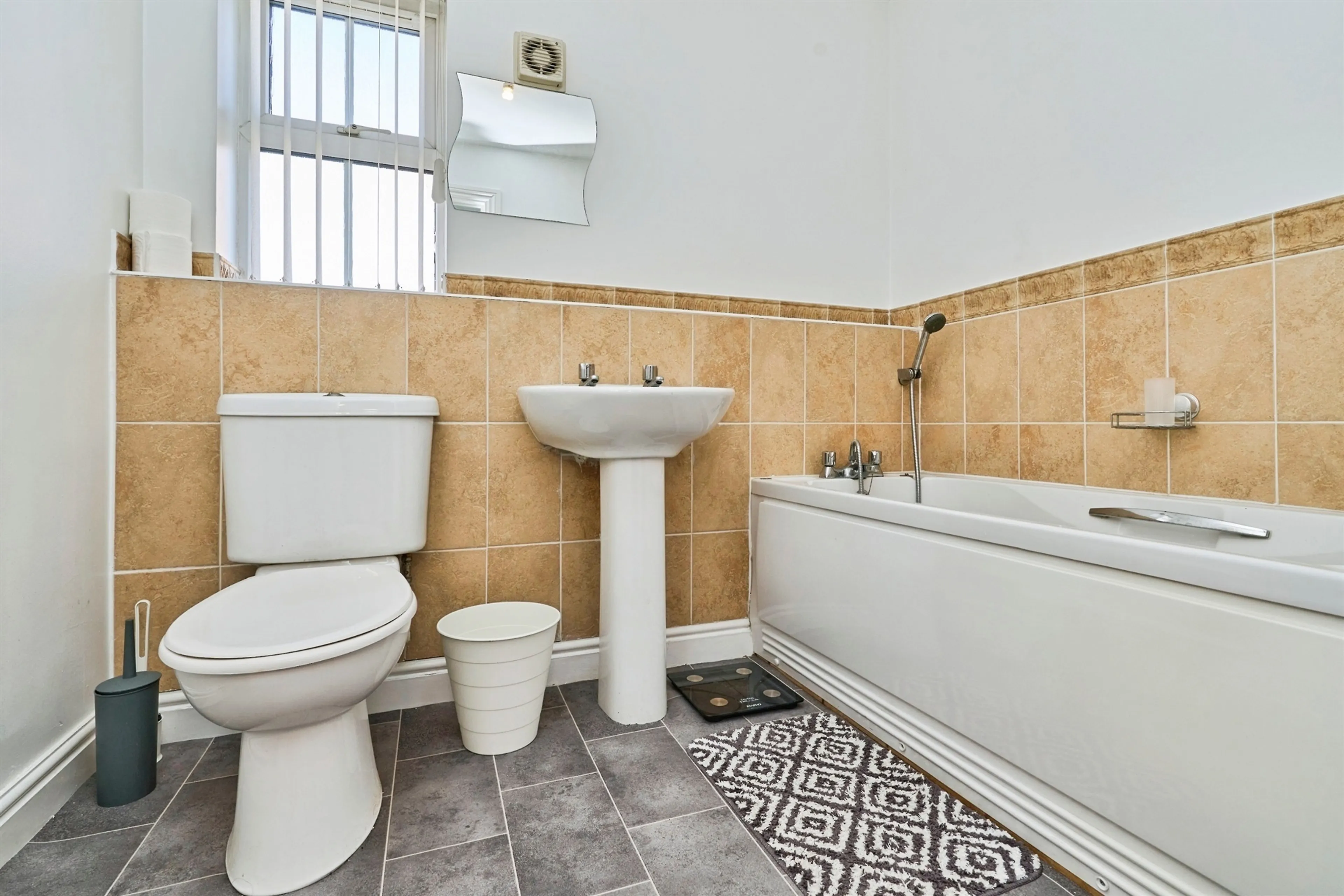 Property photo 13