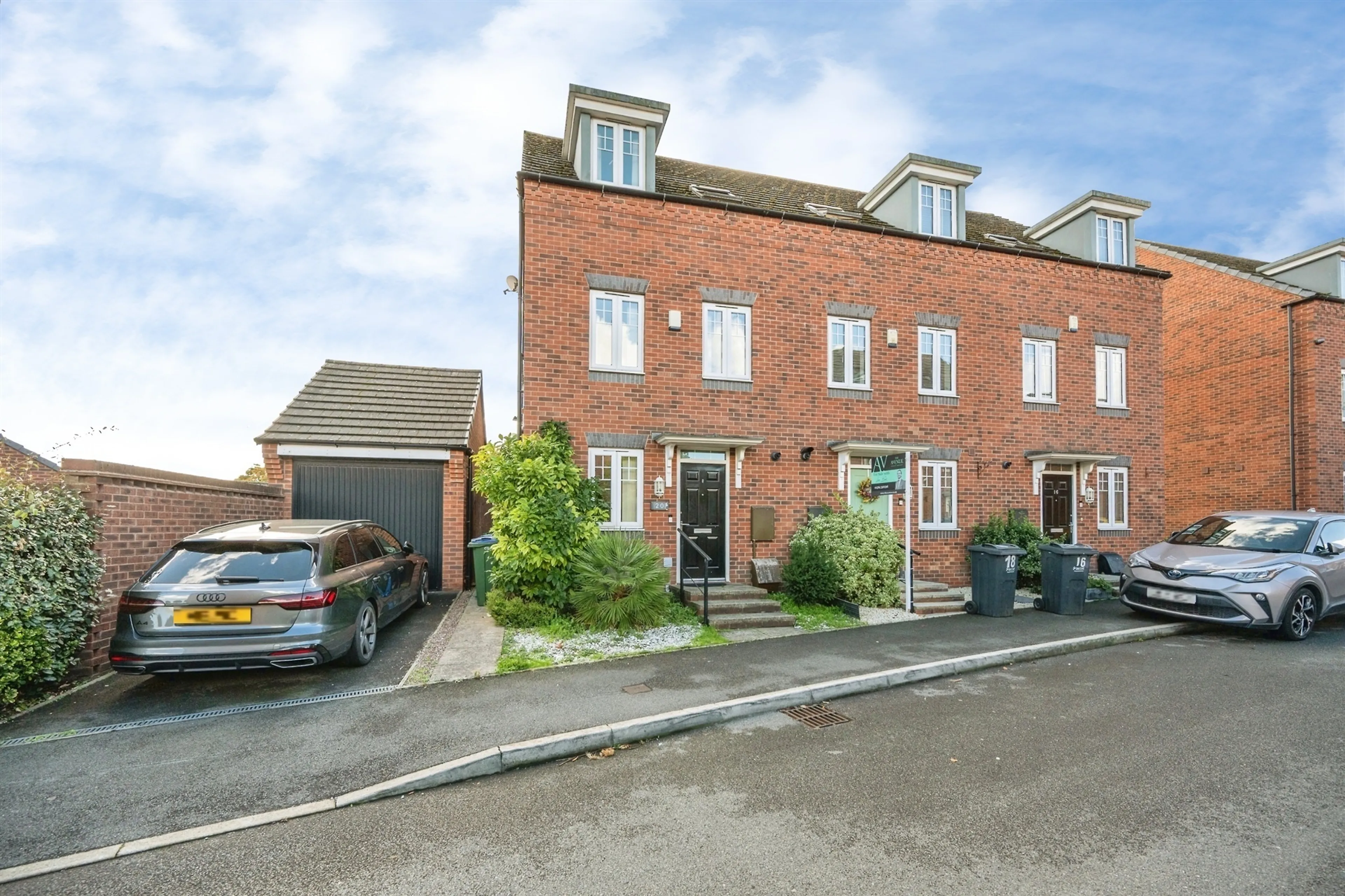 Property photo 0