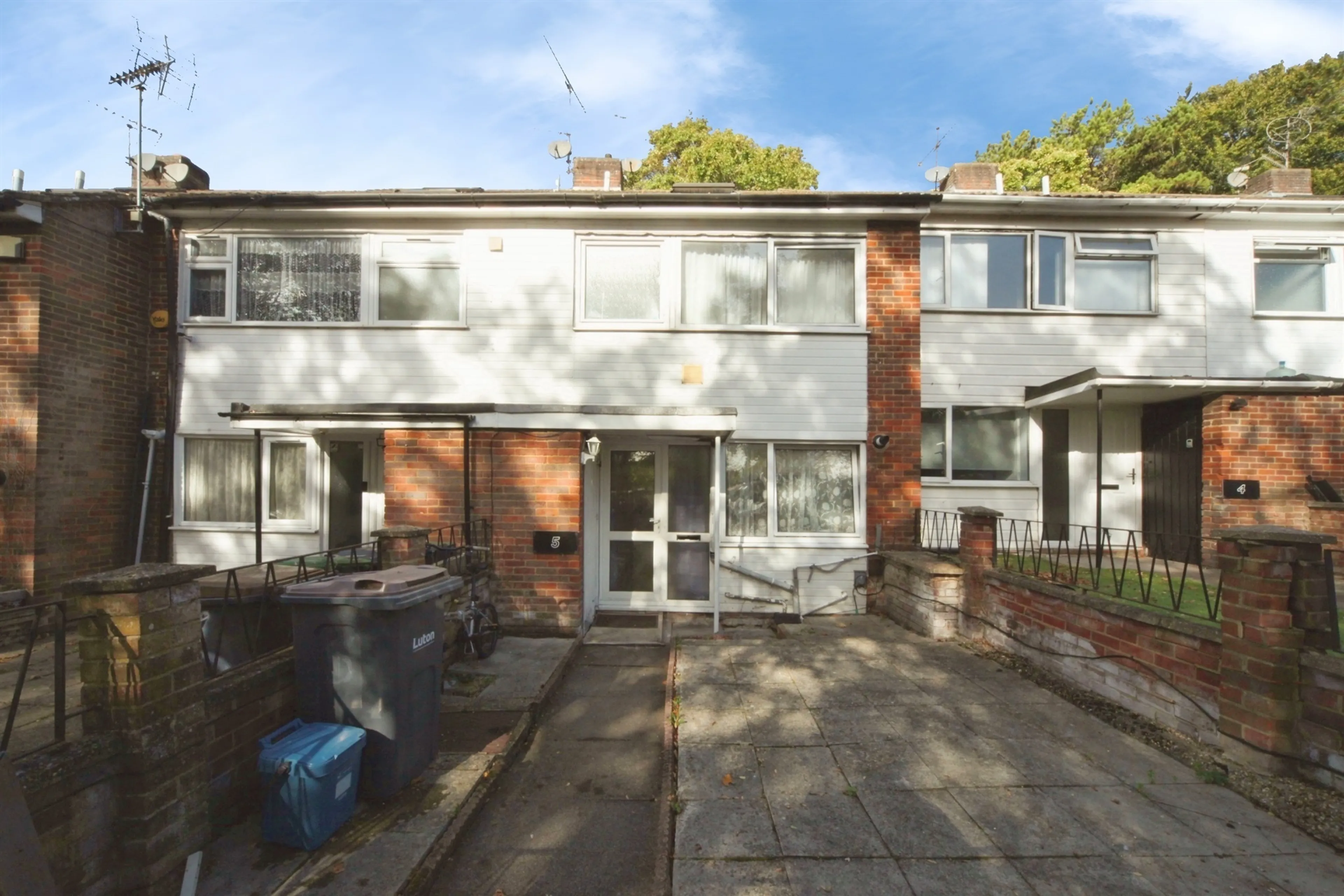 Property photo 0