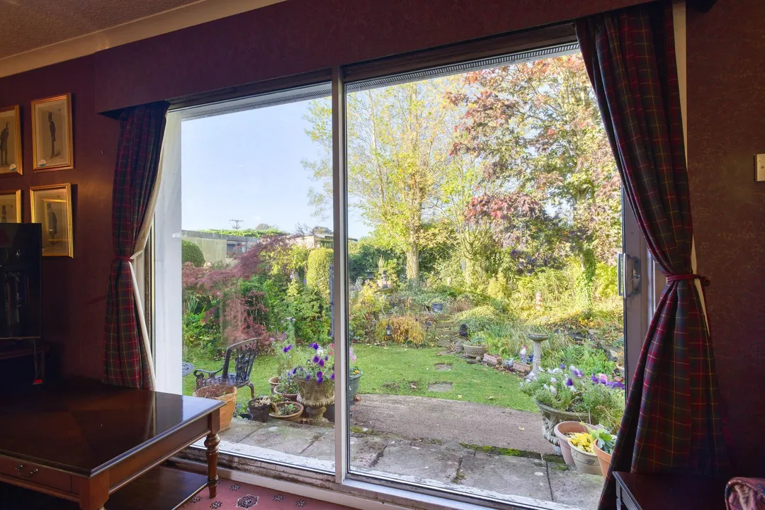 https://mr0.homeflow-assets.co.uk/files/photo/image/48633/6128/_x_/003A7905_HDR-10.jpg