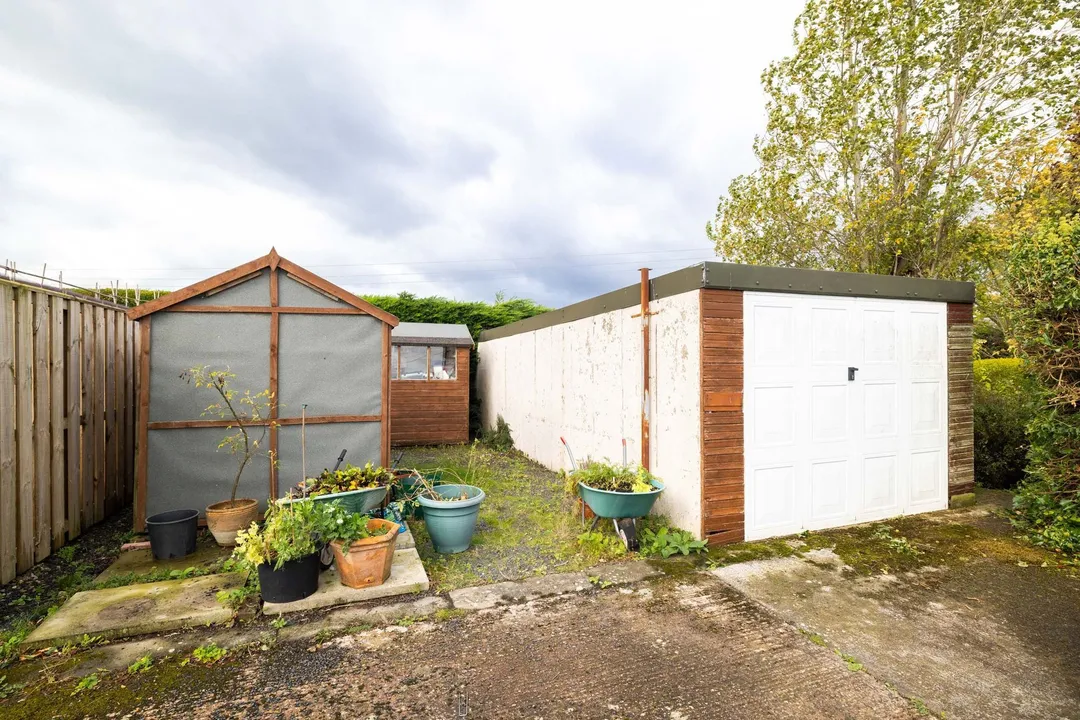 https://mr0.homeflow-assets.co.uk/files/photo/image/48633/6154/_x_/003A8161-66.jpg