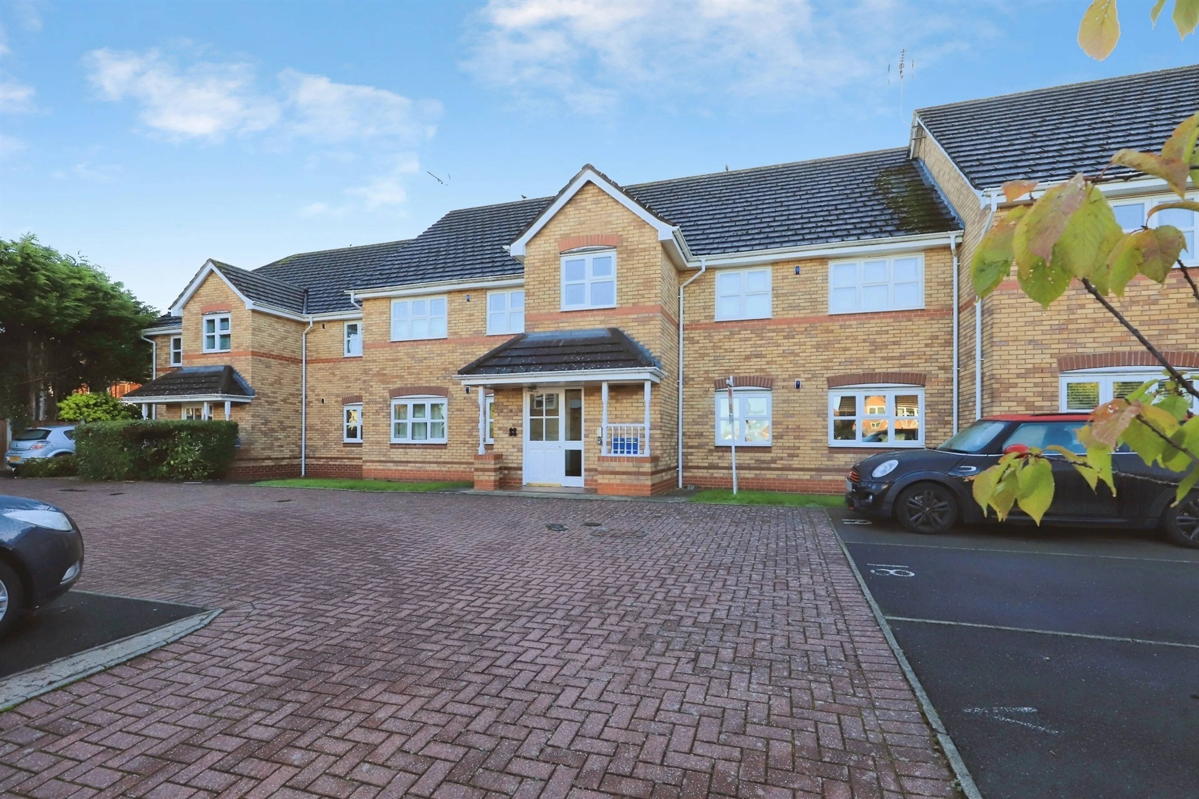 Property photo 0