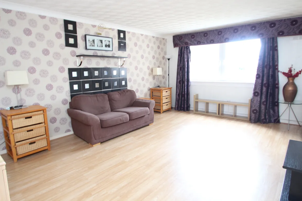 Leftt Icon 3 bedroom property to let in Fountainwell Road, Springburn, G21 - £ ...
