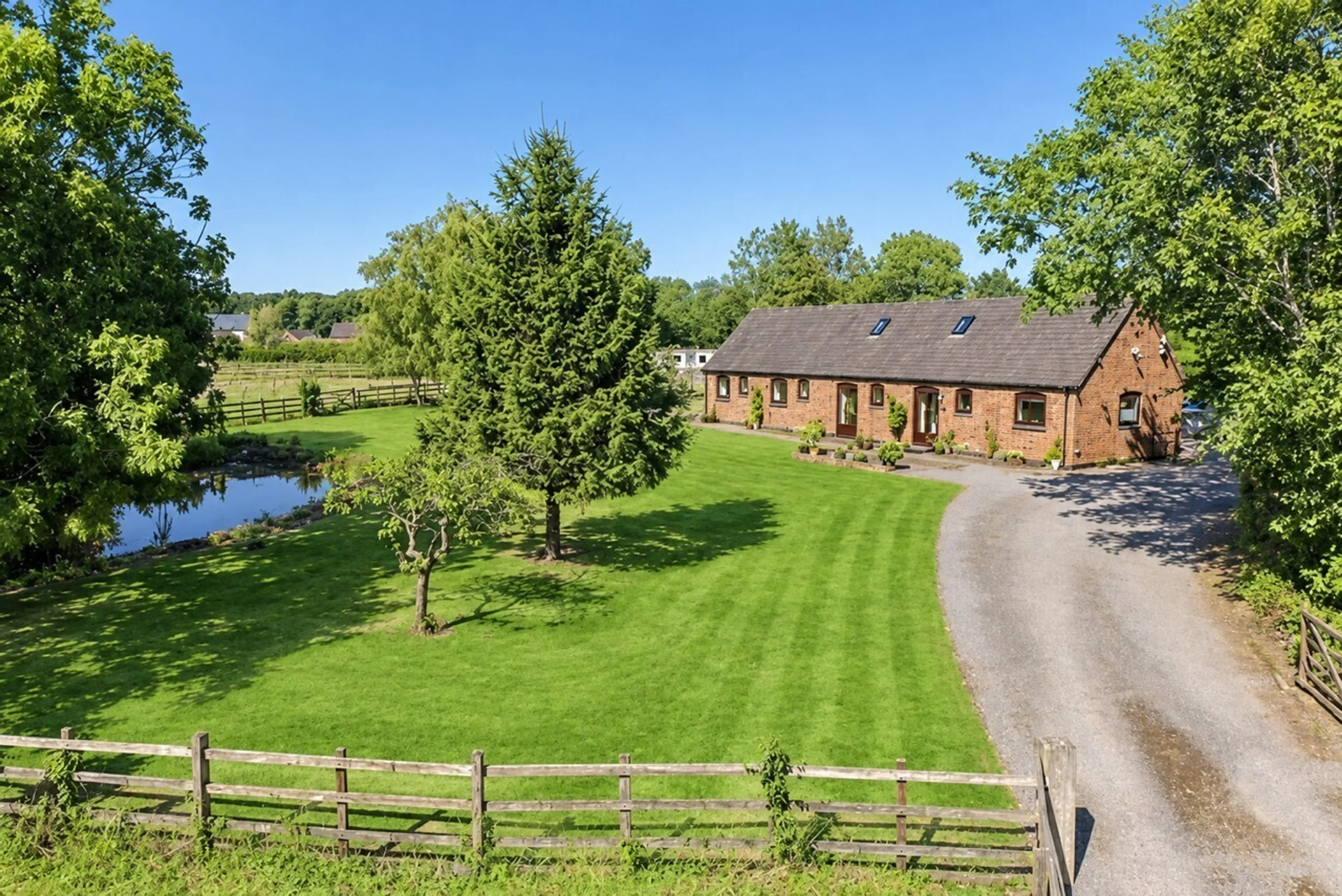 Property photo 0