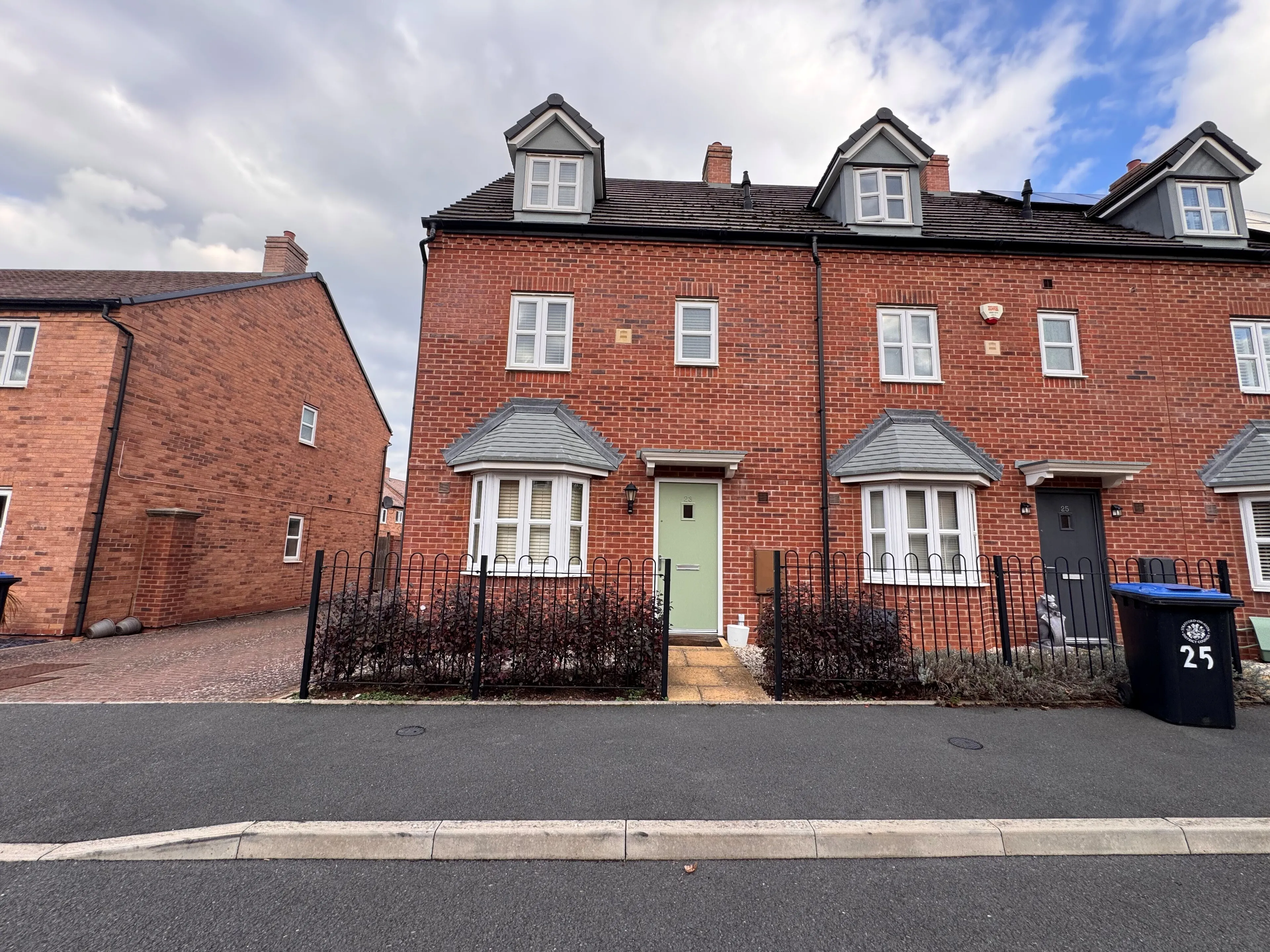 Property photo 0
