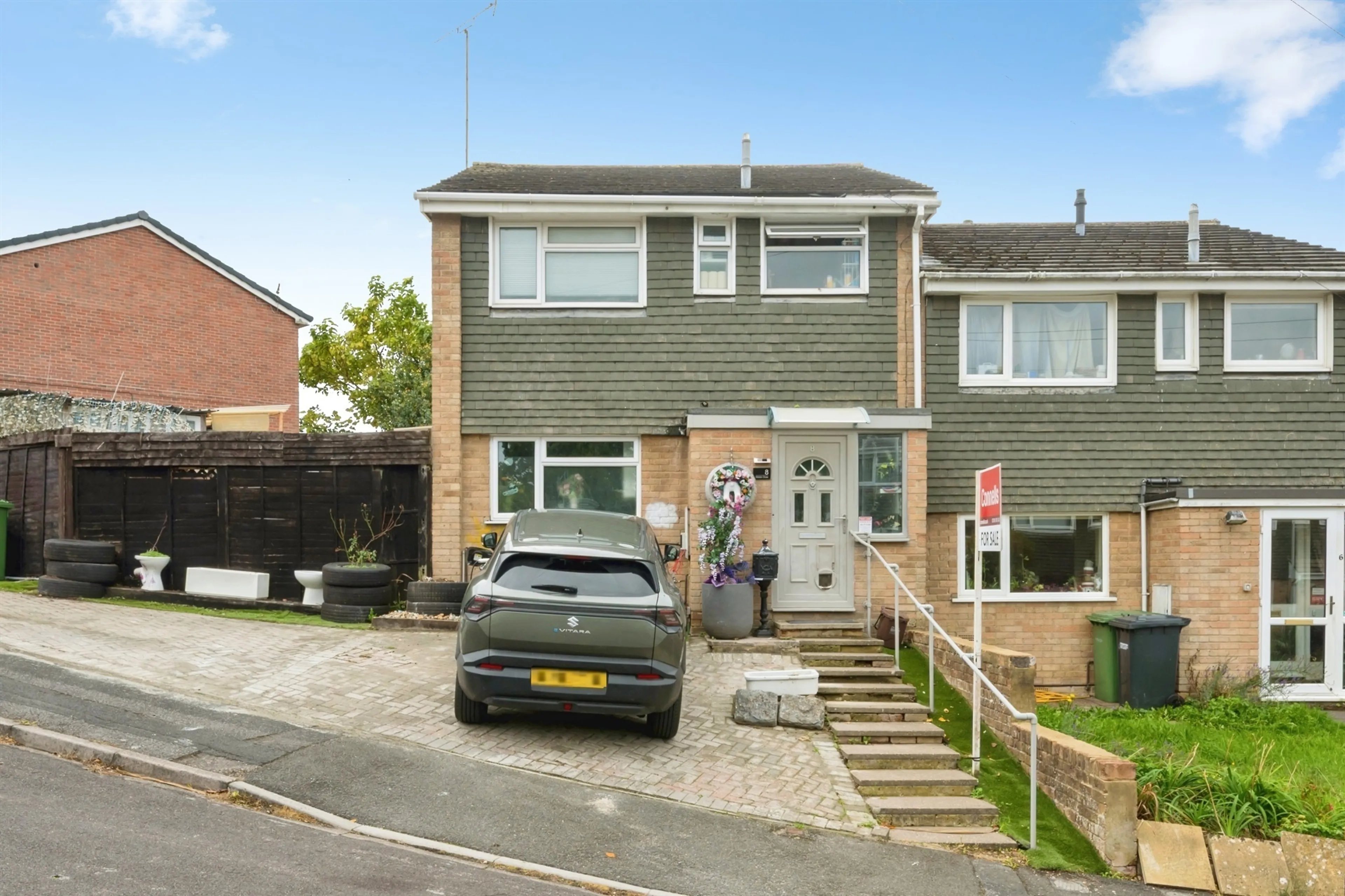 Property photo 0