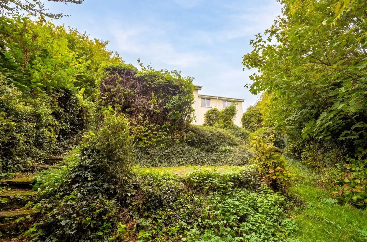 Manor Park, Kingsbridge, TQ7 1BB