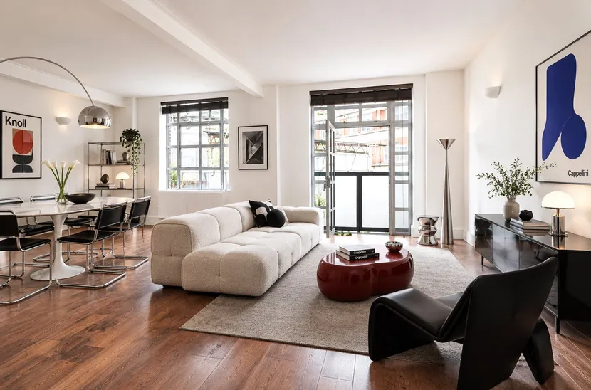 Dingley Place, EC1V
