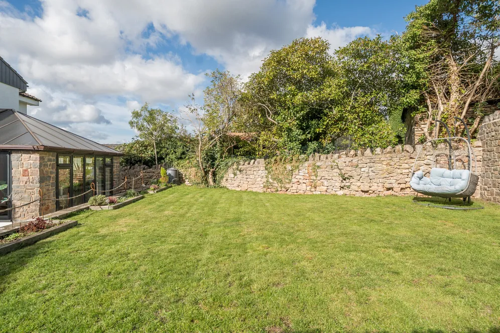 Denys Court, Olveston, BS35 photo 2