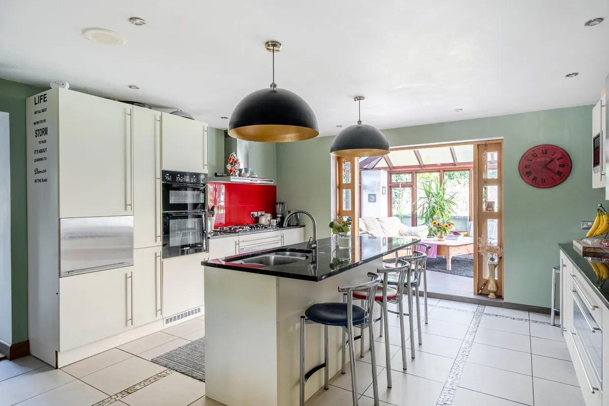 Denys Court, Olveston, BS35 photo 4