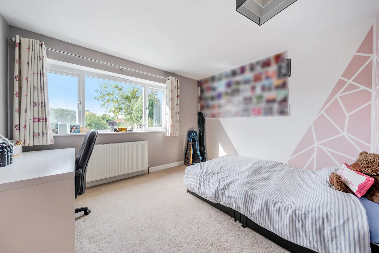 Denys Court, Olveston, BS35 photo 12