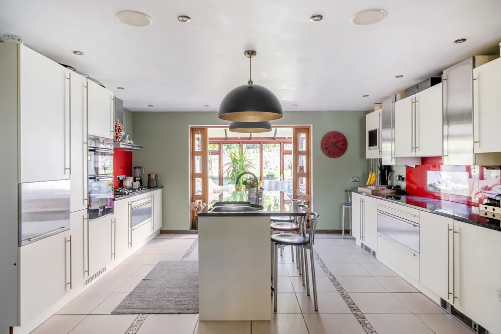 Denys Court, Olveston, BS35 photo 16