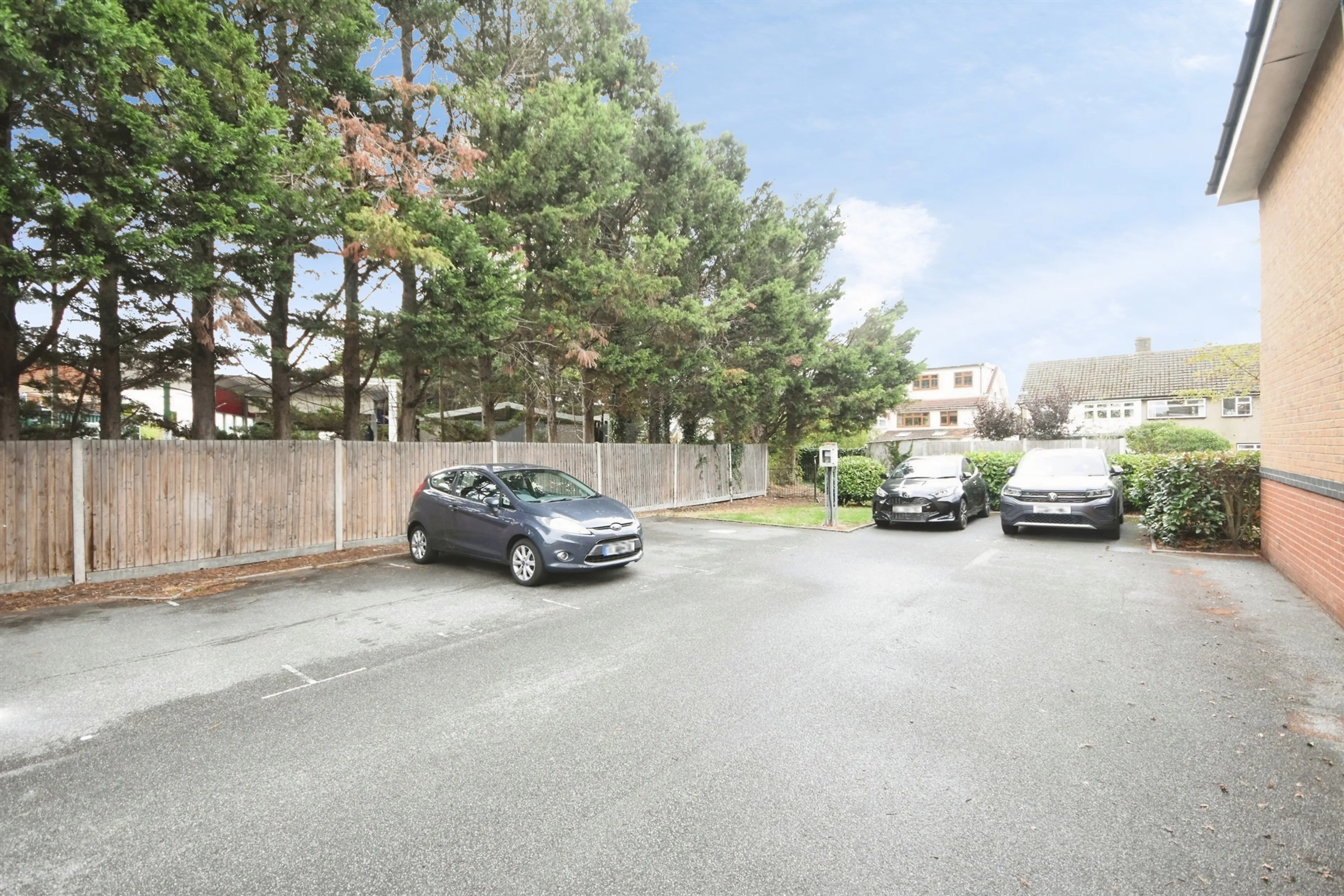 Property at Warwick Close, Hornchurch