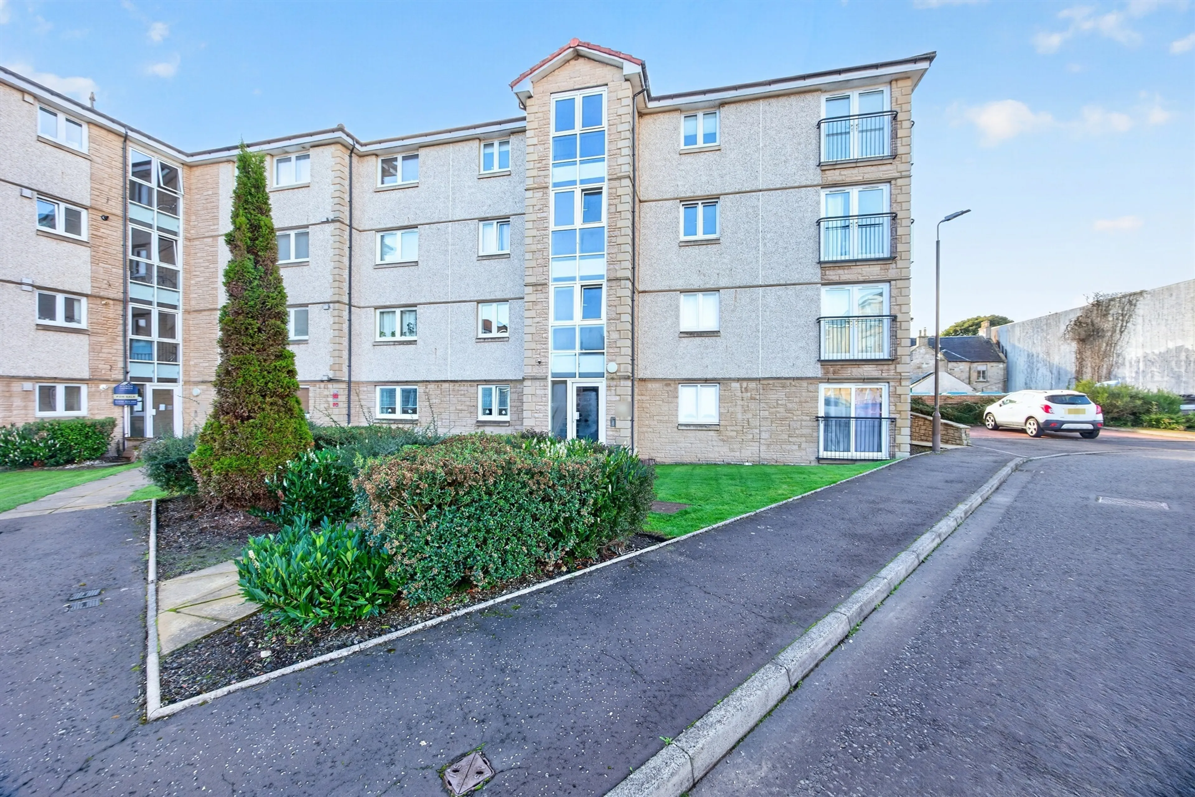 Property at Newlands Court, Bathgate