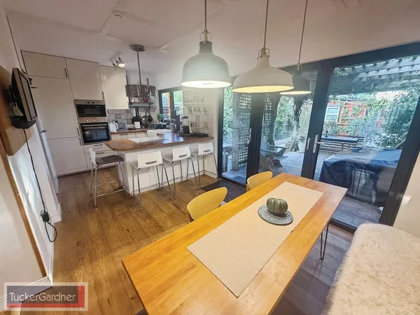 Woodland Road, Sawston, CB22 3DU