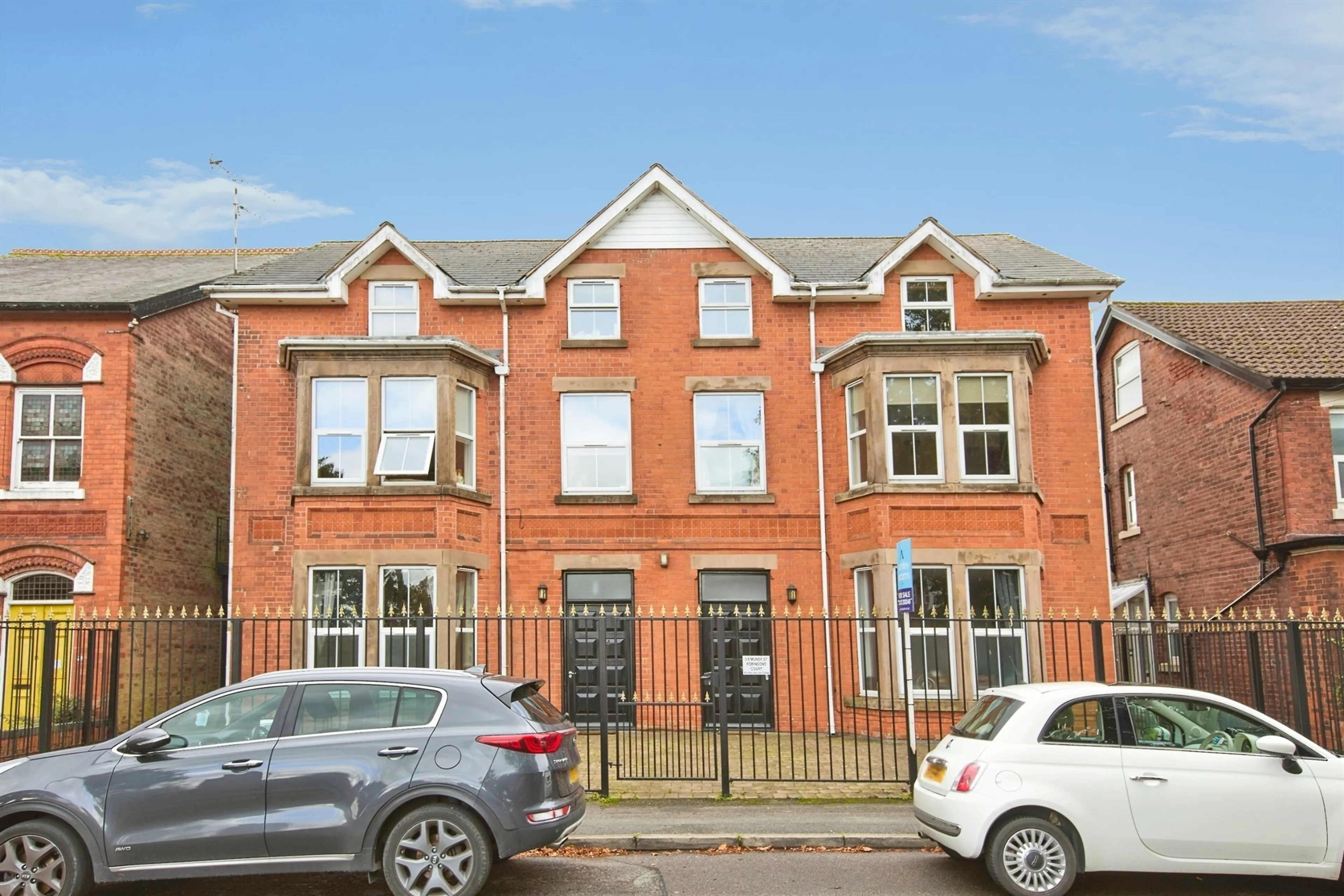 Property photo 0