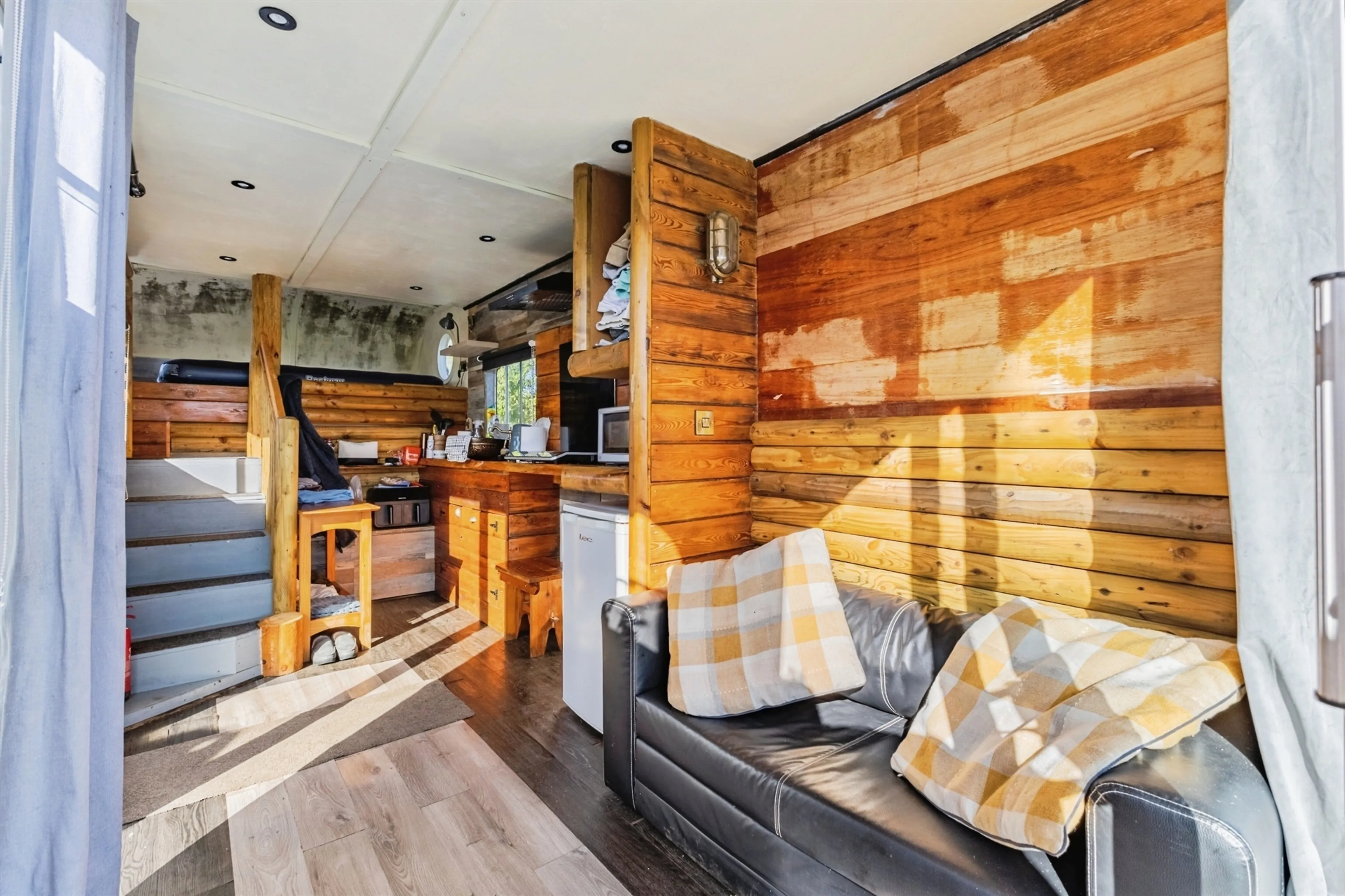 Property photo 25