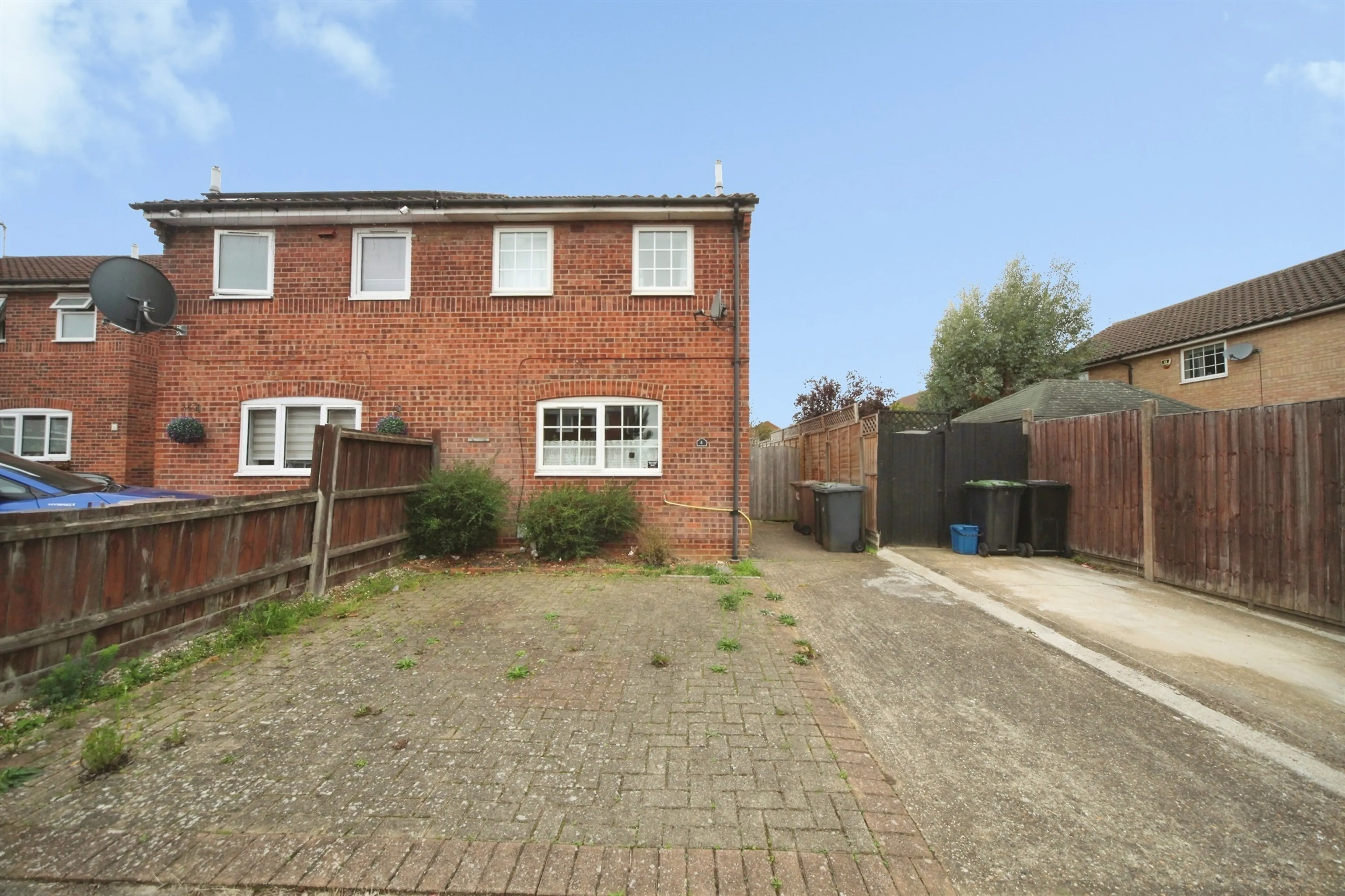 Property photo 0