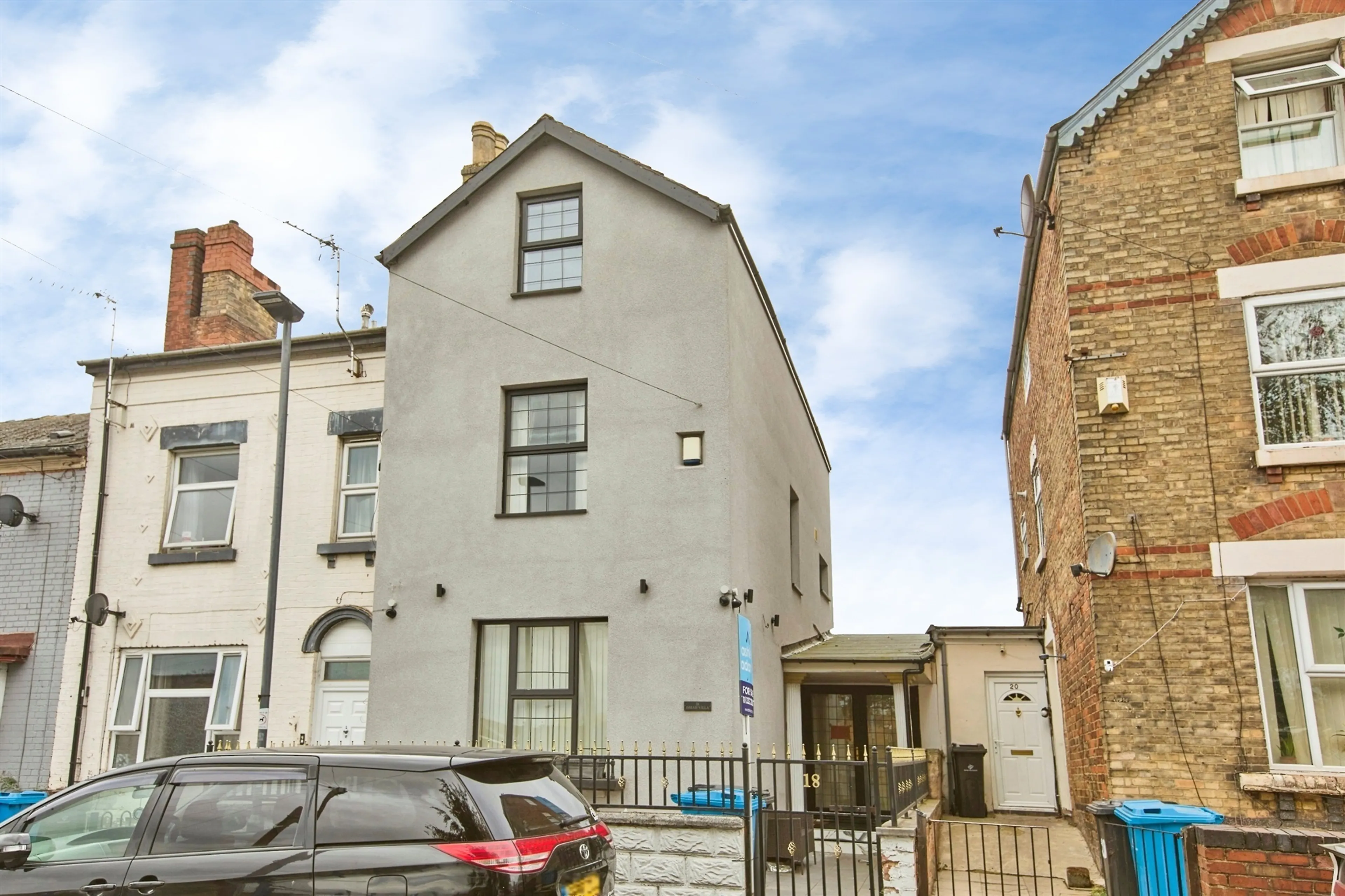 Property photo 0