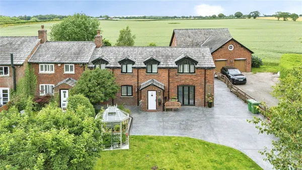 Southworth Lane, Croft, Warrington, C...
