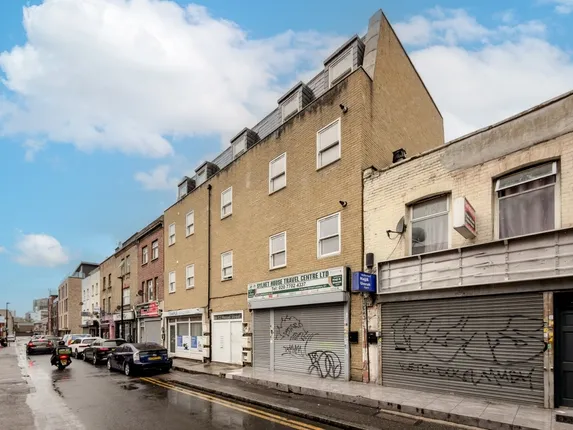 Hessel Street E1