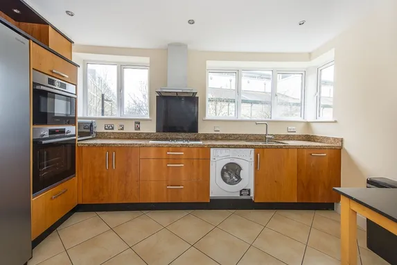 Strand Drive, Richmond TW9