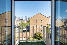 Schooner Close, E14 photo 2