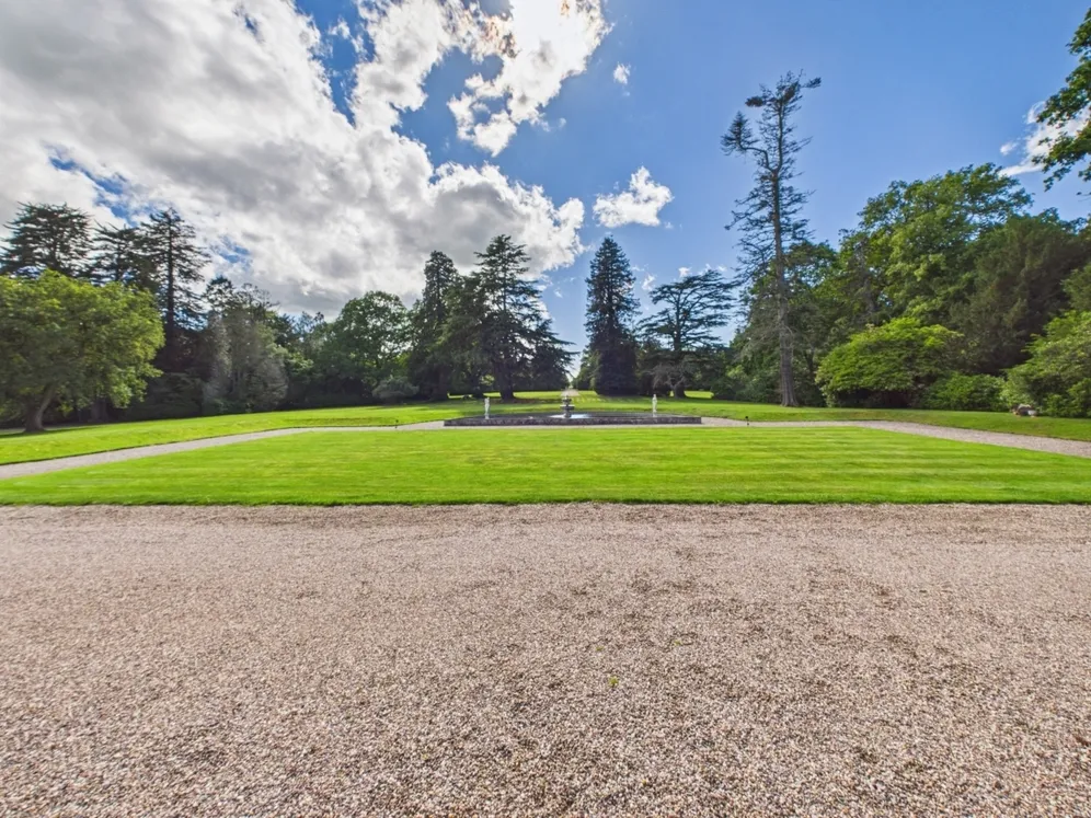 Umberslade Hall, Tanworth-in-Arden, B94 photo 2