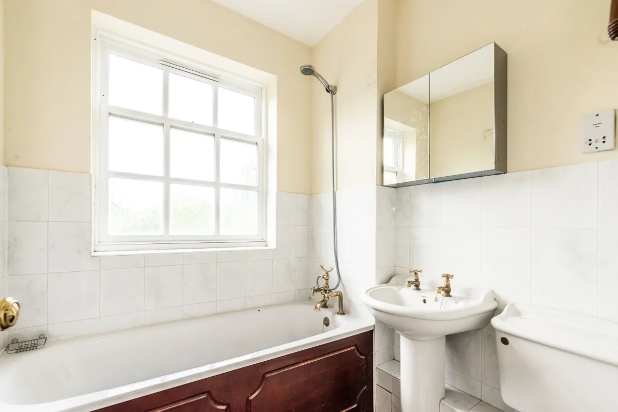 Clapham Road, SW9 photo 7