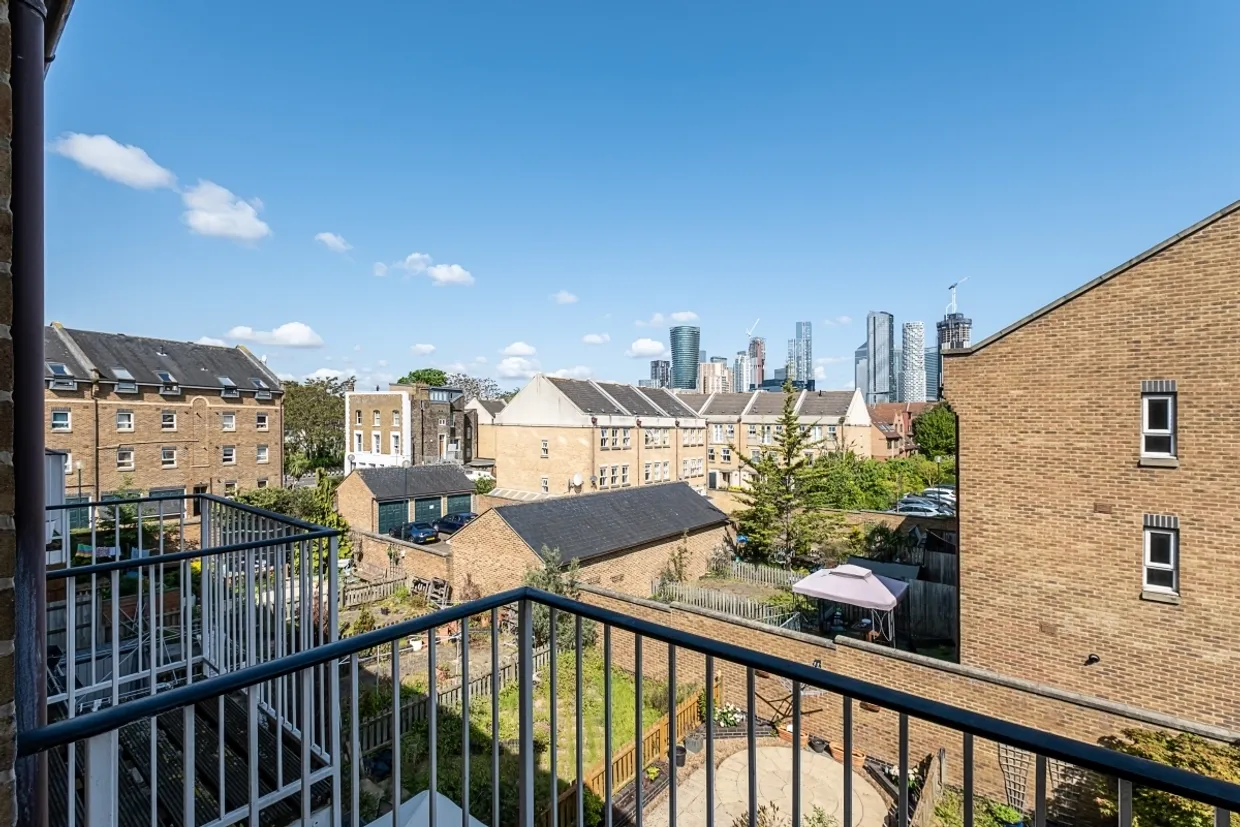 Schooner Close, E14 photo 10