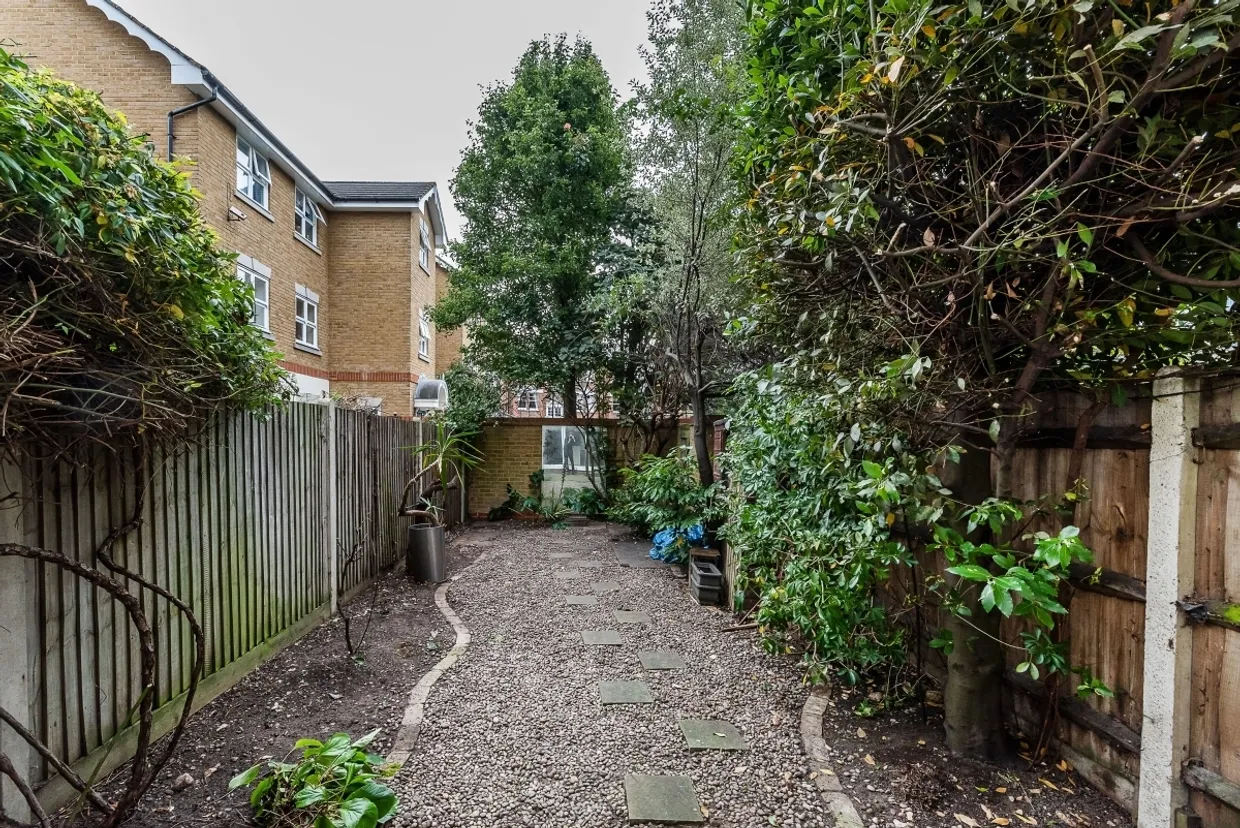 Clapham Road, SW9 photo 9