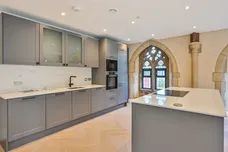 Holden Road London N12 photo 5