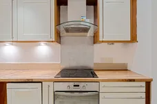 11 Molesey Road Hersham KT12 photo 6
