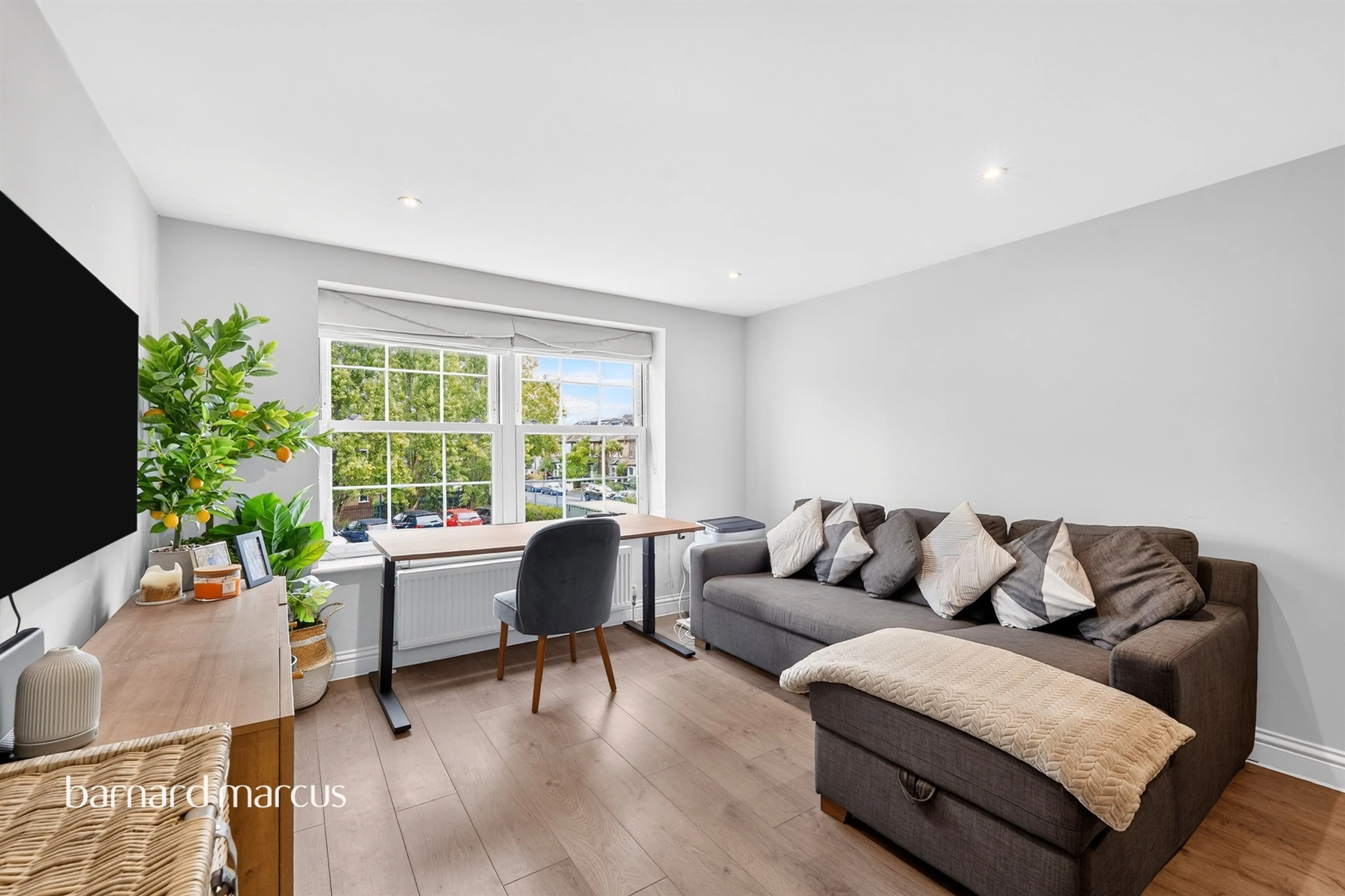 Property at Villiers Road, Kingston Upon Thames