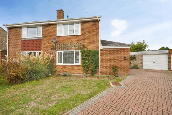 Hazel Close, Eythorne, Dover, Kent, CT15
