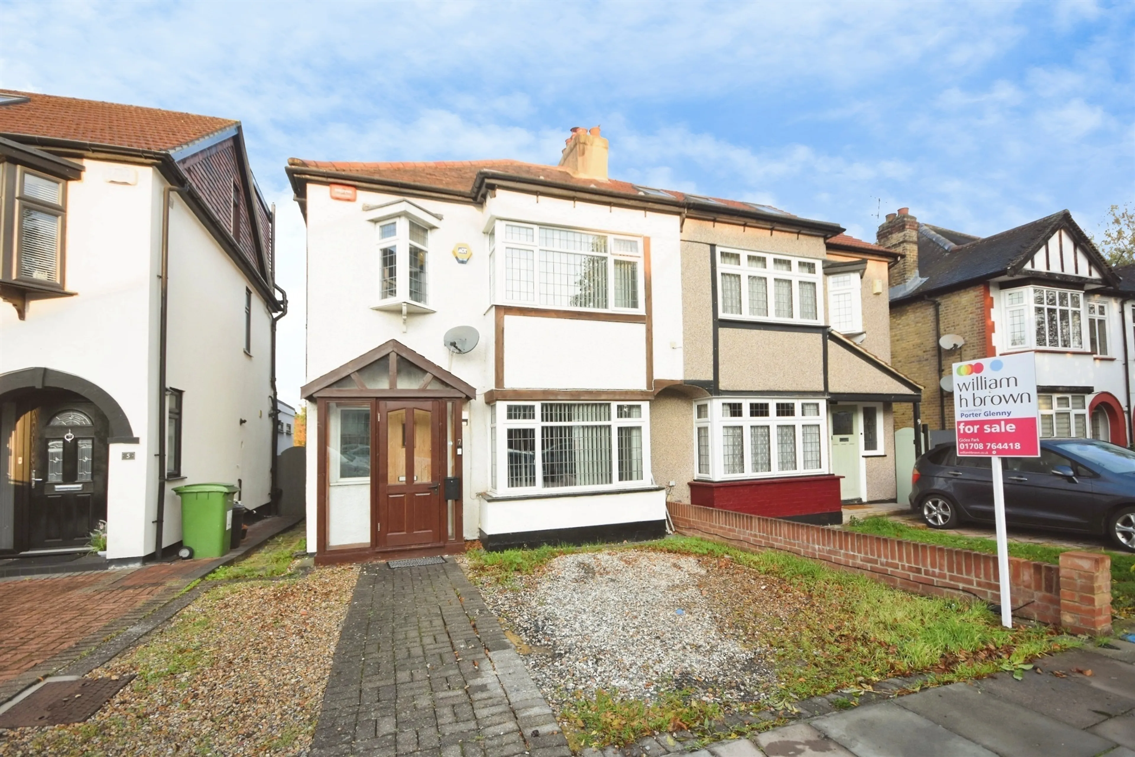 Property at Lodge Avenue, Romford