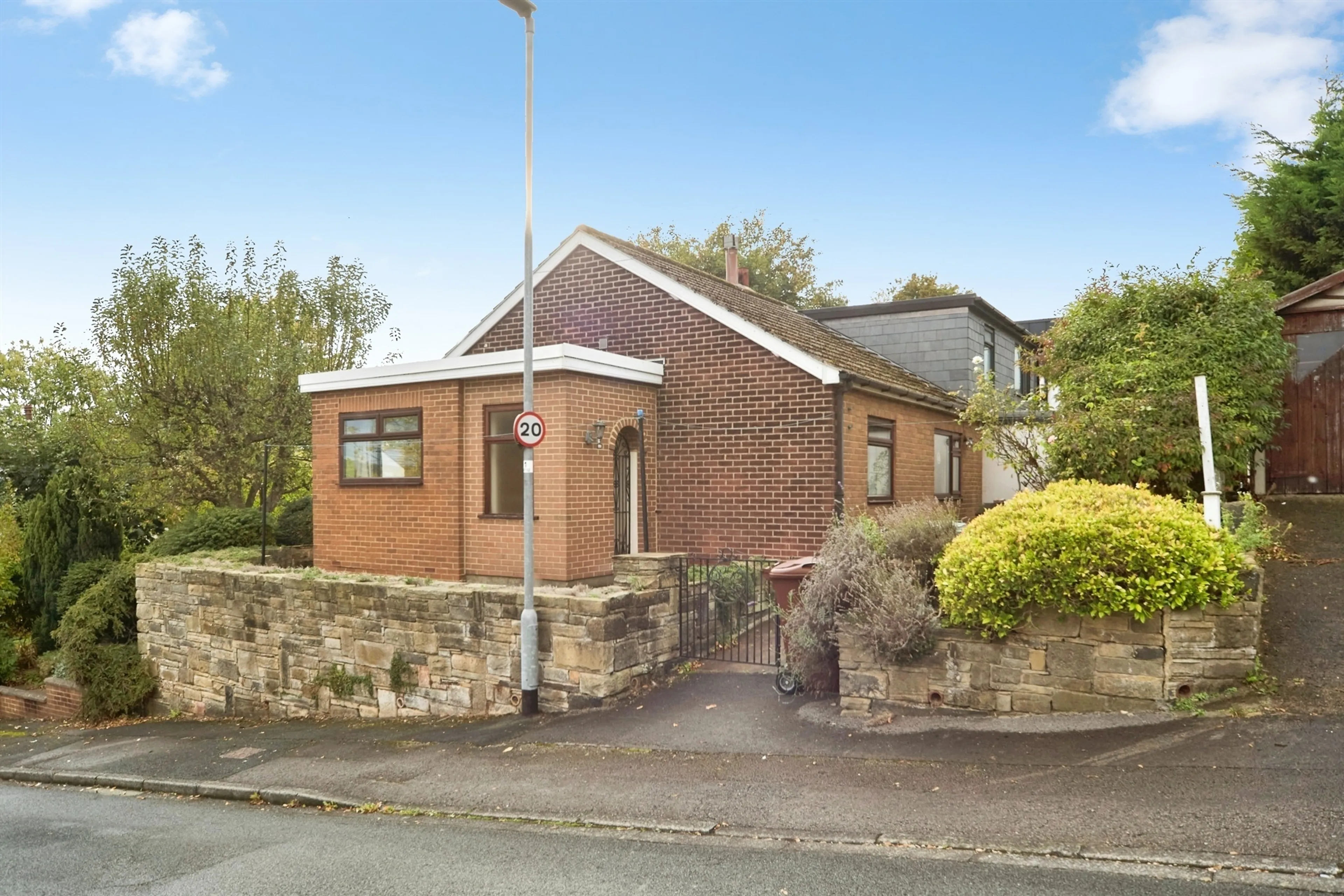 Property at Hough Side Close, Pudsey