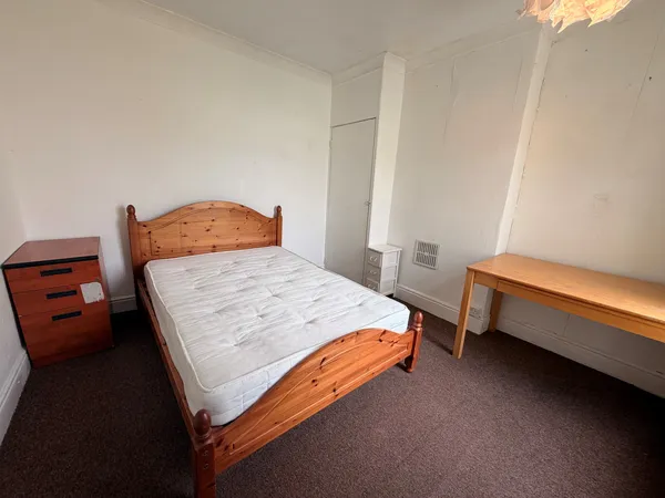 College Road, Fishponds, Bristol